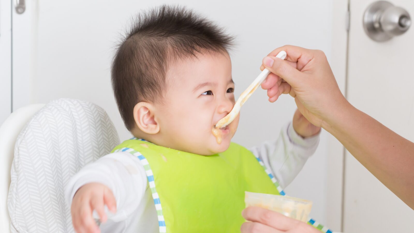 赤ちゃんの食事